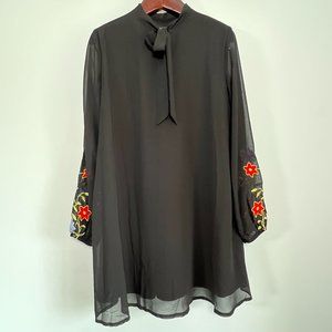 Jeuvre Black Mini Dress Chiffon Size XL Embroidered Floral Accent on Sleeves